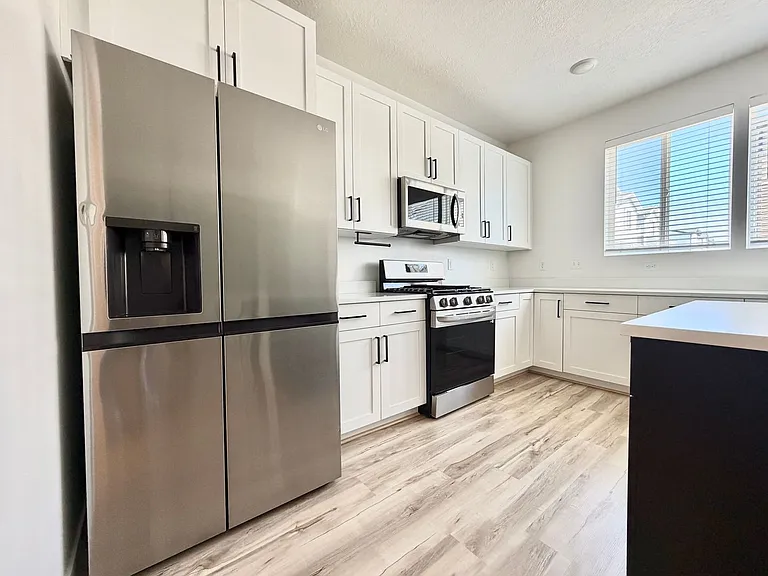 4690 W Talavera Way — Photo 12