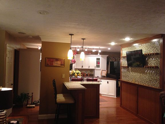 Open into the kitchen