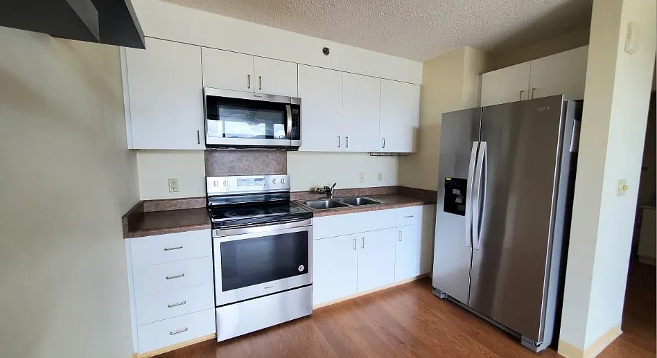 94-979 Kau'Olu Place — Photo 3