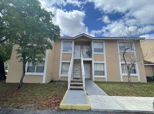 8002 SW 21st Ct, Hollywood, FL 33025