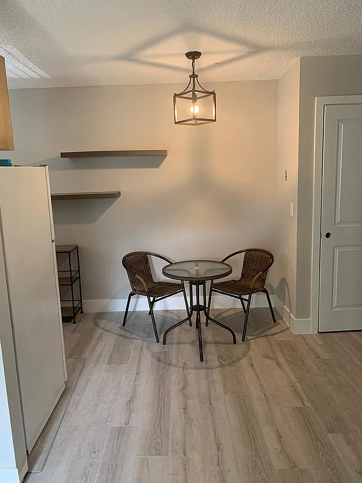 1 bed, 560 sqft, $1,800 — Photo 3
