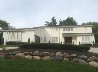 4293 Ramsgate Ln, Bloomfield Hills, MI 48302