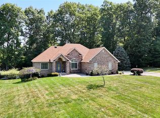 250 Villa Ray Dr, Radcliff, KY 40160