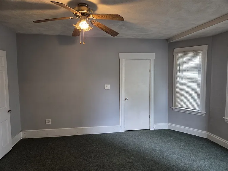 21 Olney St #1 — Photo 12