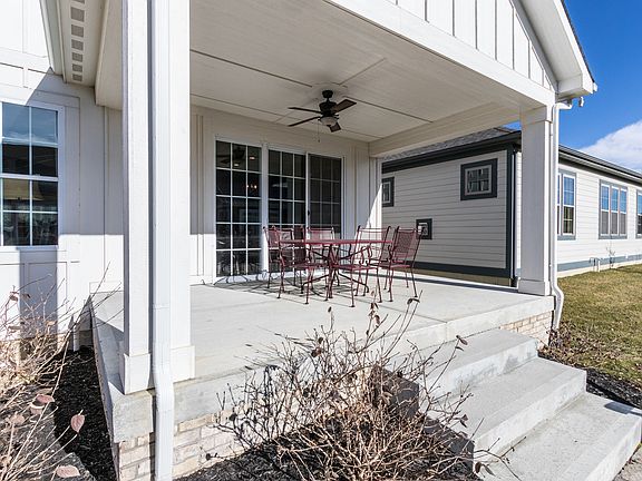 Rear covered porch