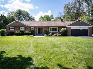 1621 Five Mile Line Rd, Penfield, NY 14526