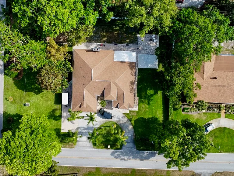 3410 Moran Rd — Photo 2