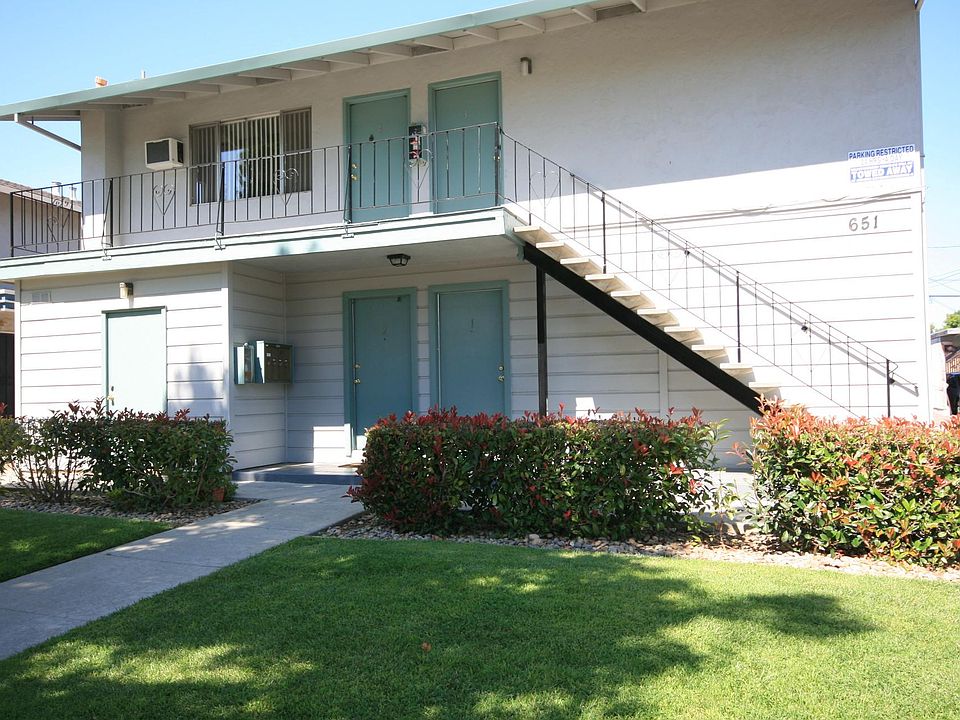 1st image of 651 La Grande Dr APT 3