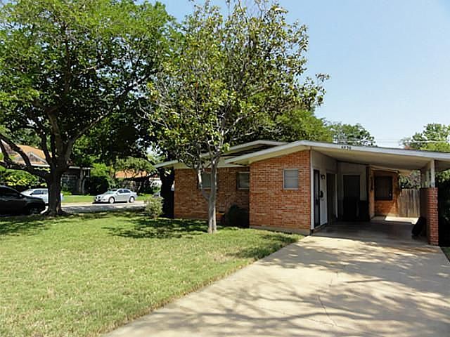 1st image of 4936 Lovell Ave