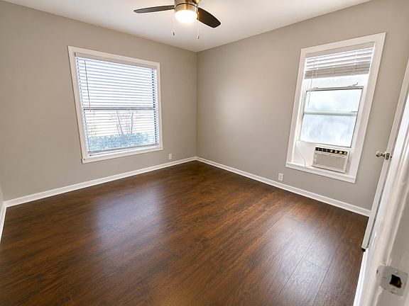 5th image of 4219 Bonnie View Rd