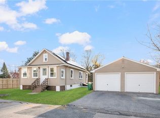 14 Wheeler St, Warwick, RI 02889