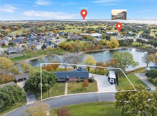 9320 Tree Lake Dr, Waco, TX 76708