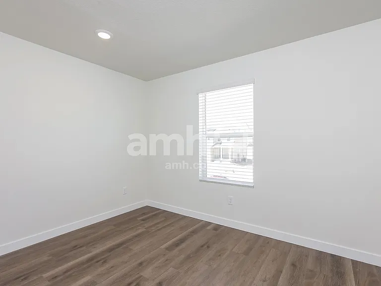 1234 S Brixton Ave — Photo 11