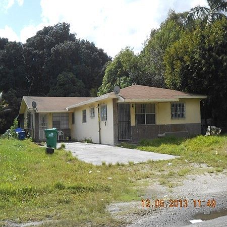2nd image of 2220 NW 117th St