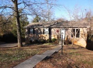 915 Danville Cir, Knoxville, TN 37923