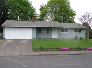 1877 NE Thomas St, Hillsboro, OR