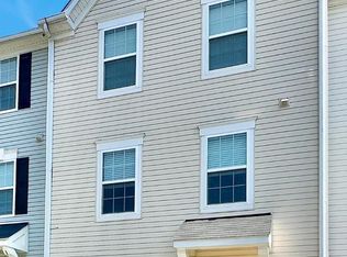 48 Venetian Ct, Hedgesville, WV 25427