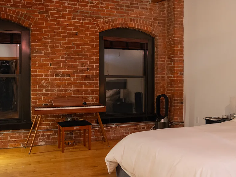 21 Wormwood St #609 — Photo 24