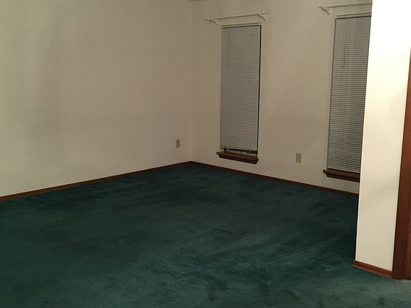 2nd image of 1222 Hampton Place Blvd