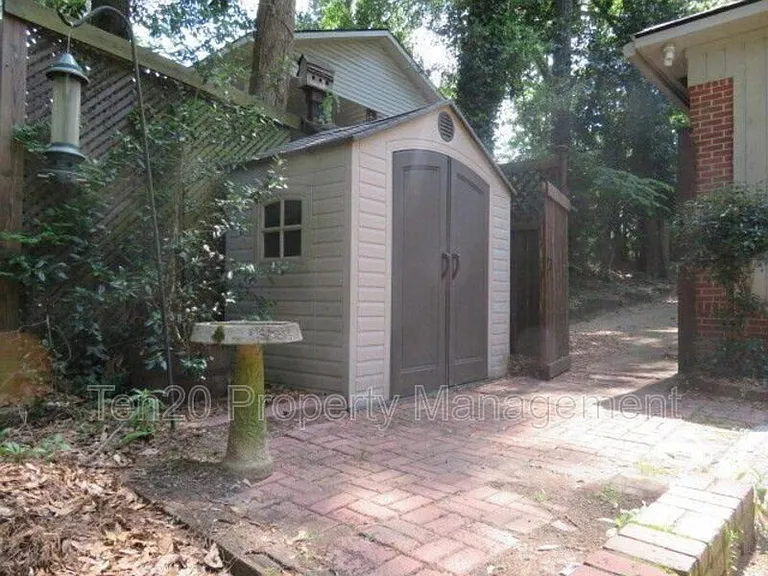 2006 Preston Dr — Photo 6