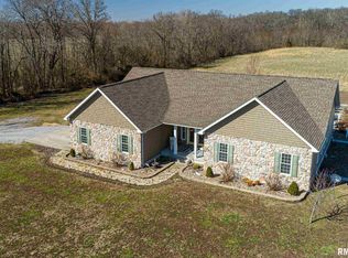 1847 Christopher Lake Rd, Mulkeytown, IL 62865