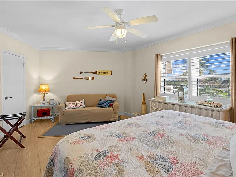 240 Seaview Ct #413 — Photo 9