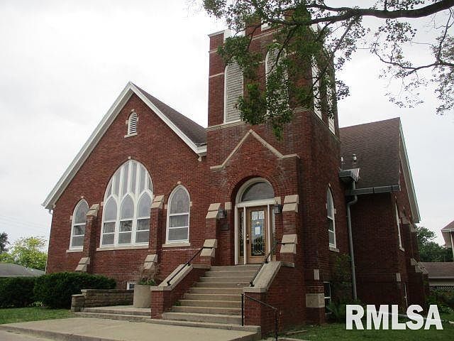 1st image of 413 Logan St