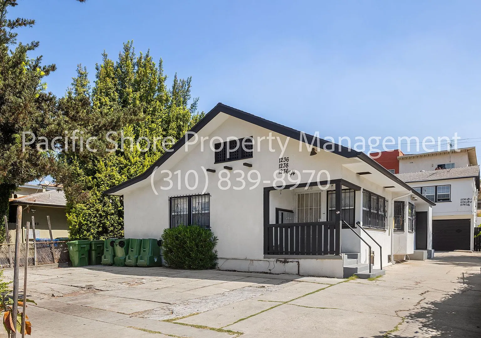 1236 Tamarind Apartments — Photo 1