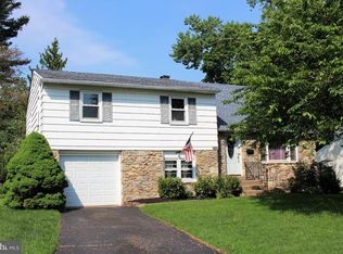 2405 Parkside Ave, Hatboro, PA 19040