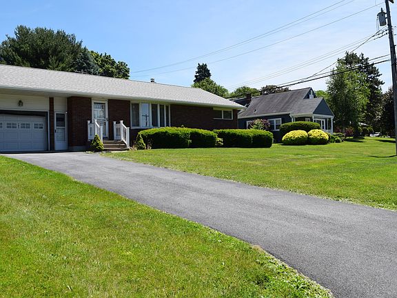 2nd image of 185 Shaker Park Dr