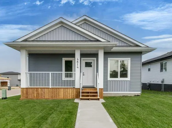 4814 S 55th Ave, Bentley, AB T0C 0J0