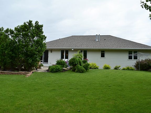 2nd image of 1335 Gail Dr