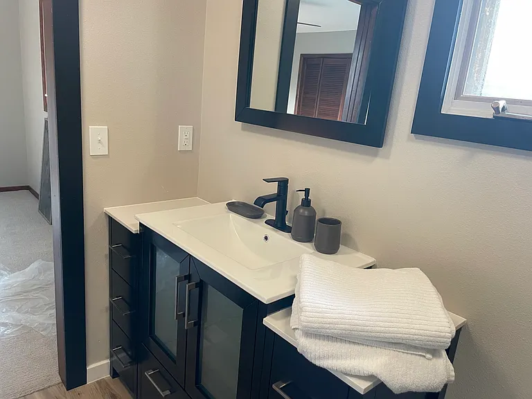 Master vanity