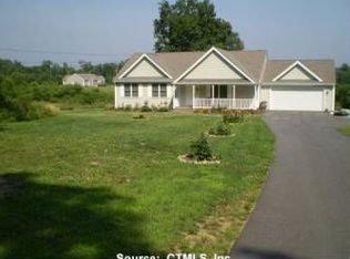 25 Salmon Dr, Brooklyn, CT 06234