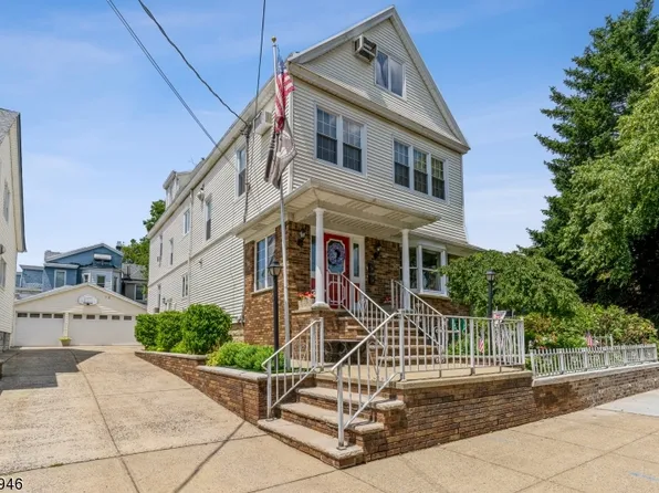 107-109 Garretson Ave, Bayonne, NJ 07002