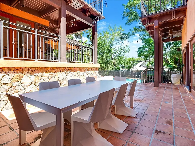 6960 Mira Flores Ave — Photo 28