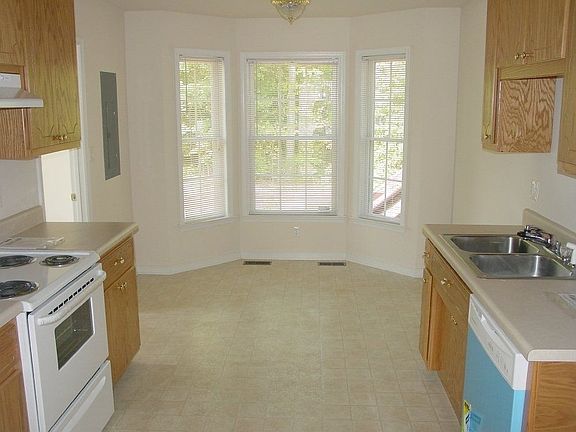 Kitchen - View 31