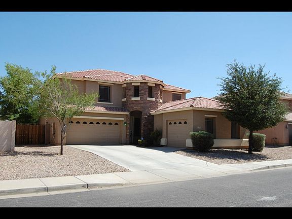 2nd image of 1536 E Silver Reef Dr