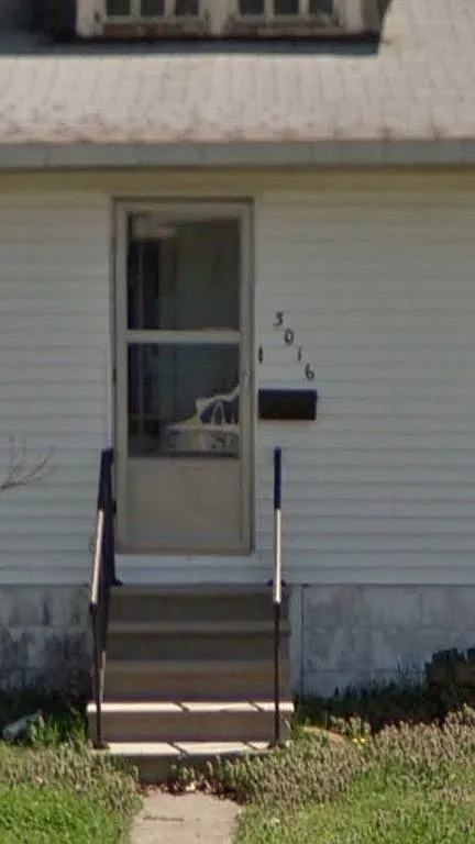 3016 Buxton Ave photo 1