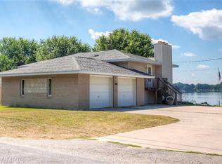 16777 Lake Shore Dr, Gowen, MI 49326