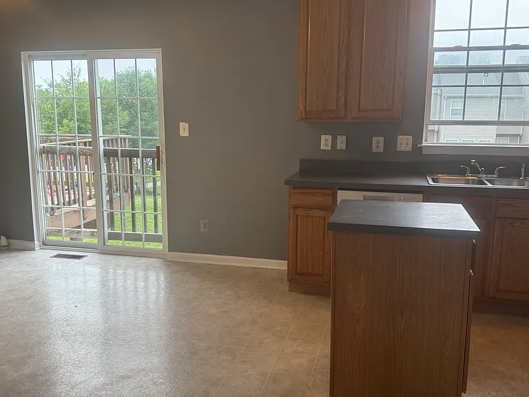 3587 Armory Ln — Photo 12