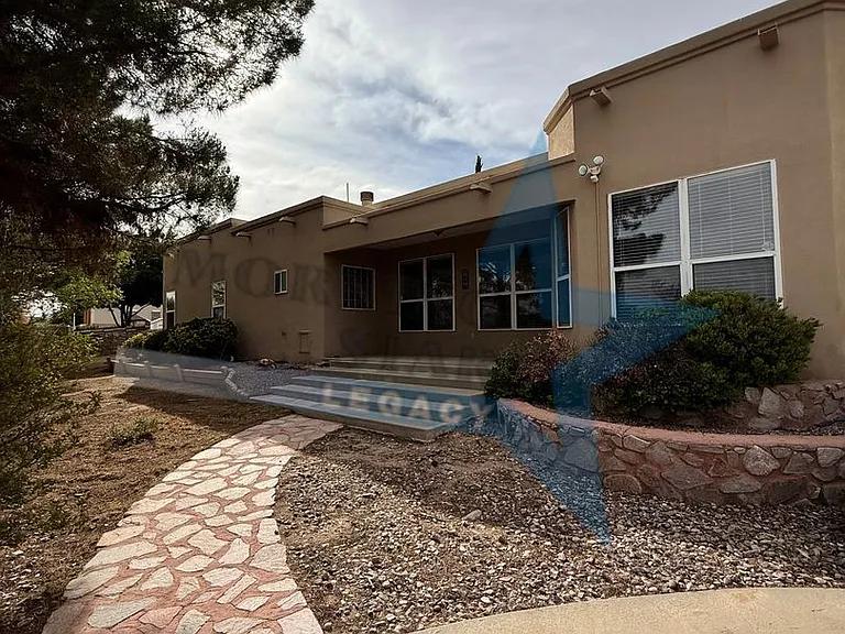 2935 Scenic Cir — Photo 42