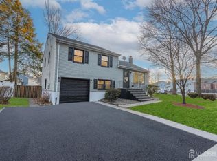 270 Huguenot Ave, Union, NJ 07083