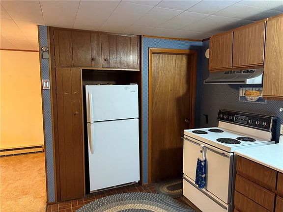 4th image of 7557 E Port Bay Rd
