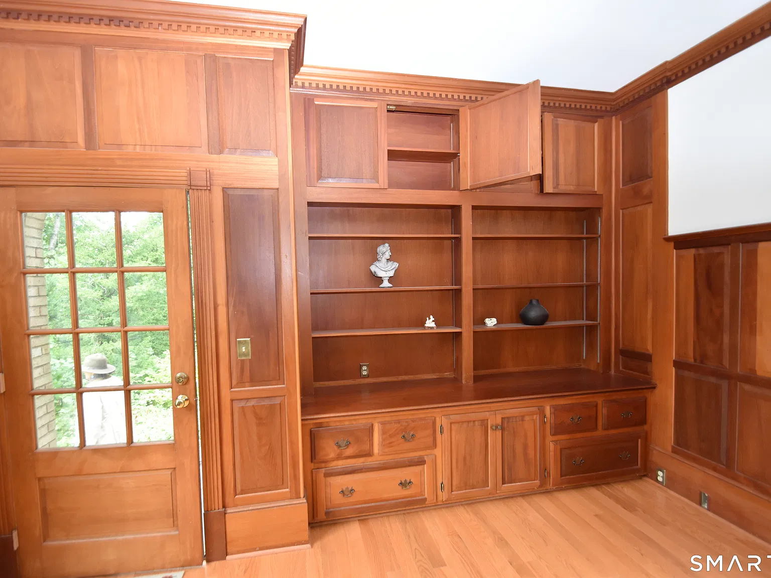 3 bed, 1.5 bath, 2010 sqft, $4,000 — Photo 4