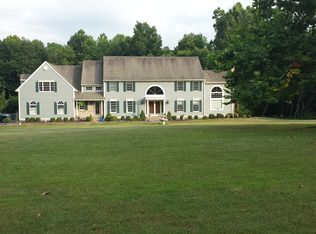 37 Forge Hill Rd, Glen Gardner, NJ 08826