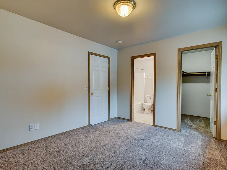 0850-1293 NW Elwha — Photo 10