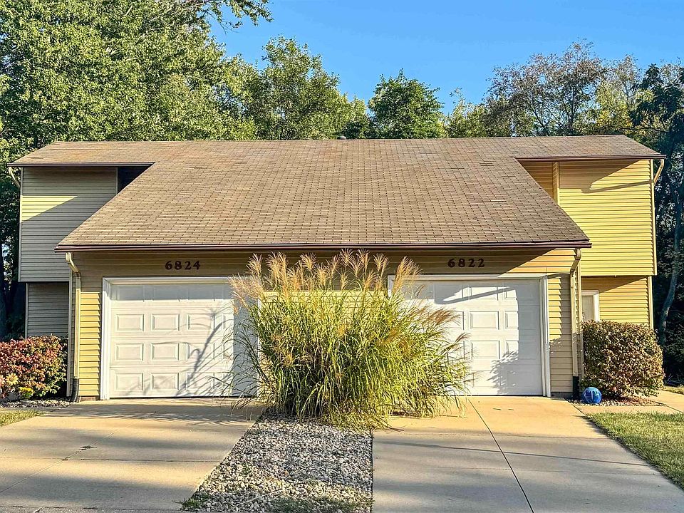 1st image of 6822-6824 N Parkwood Dr