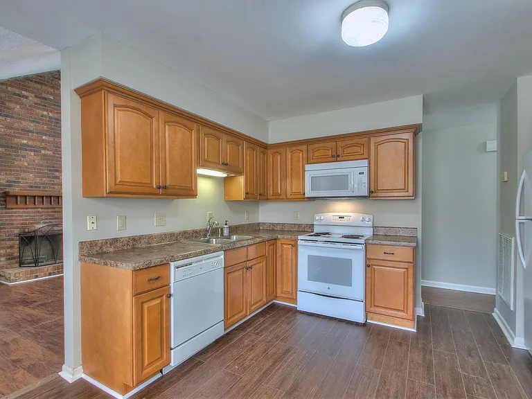 4925 Kilimanjaro Dr — Photo 11