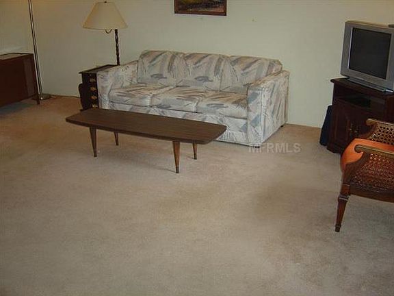 4th image of 2021 Greendale Dr